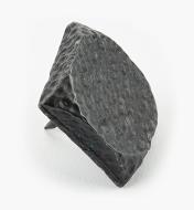 00T0874 - Clou de tapissier martelé à tête carrée, fini noir, 1 1/2 po, l'unité