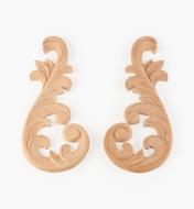 02B0123 - Appliques à volutes en cerisier de 10 po x 4 3/8 po, la paire