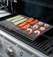 Barbecuing vegetables and shrimp using a Cookie/Bacon Rack