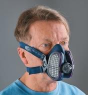 Front view of man wearing Elipse dust respirator