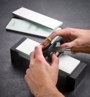 Sharpening a chisel using a GlassStone sharpening stone and field holder