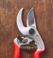 Close-up view of the cutting blade of the Castellari curved-anvil pruner