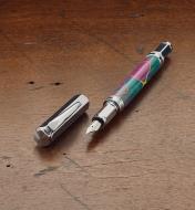 88K8770 - Magnetic Vertex Fountain Pen, Chrome