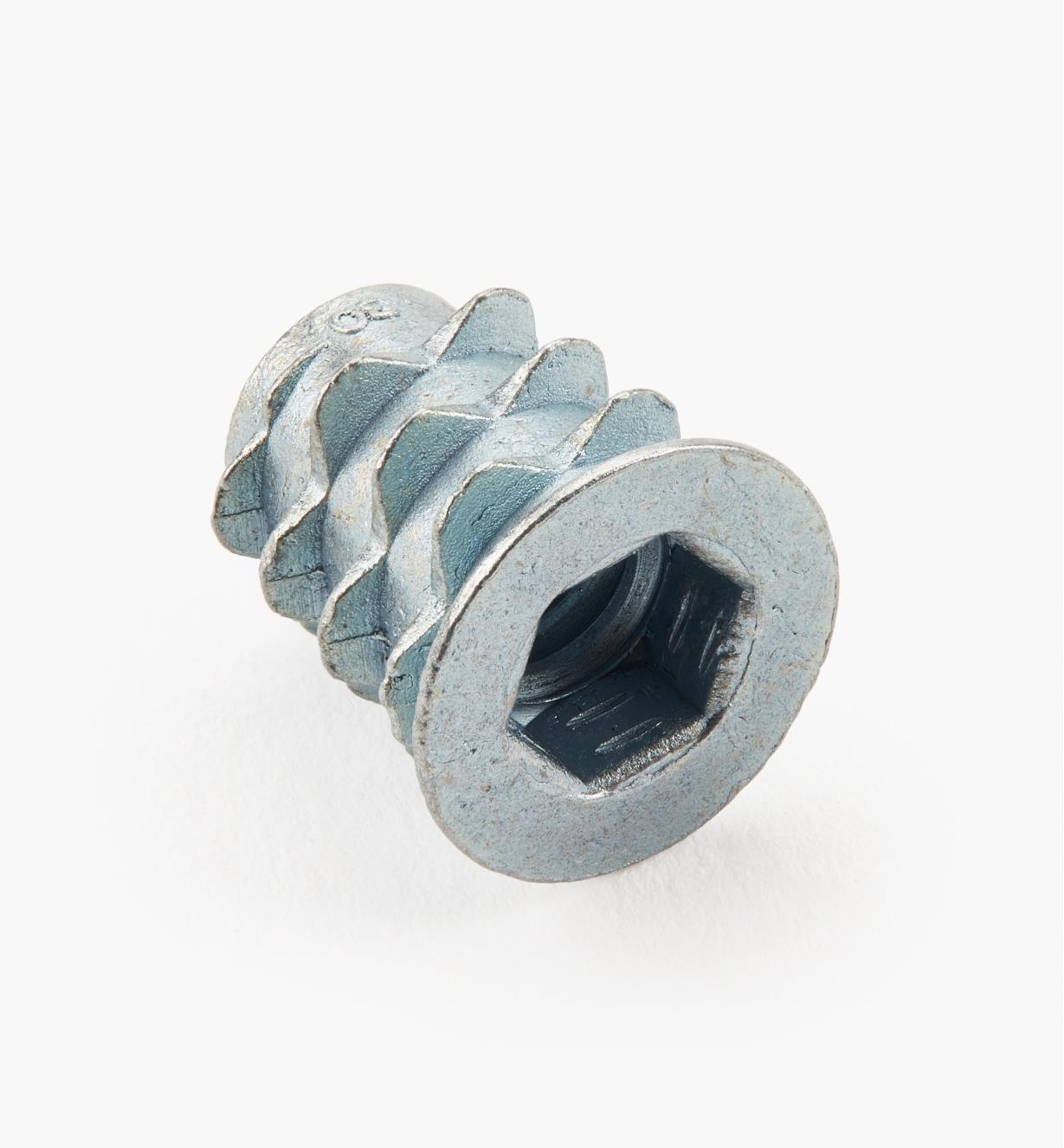 00N1013 - 13mm Flanged Nut, 1/4 20 Quick-Connect