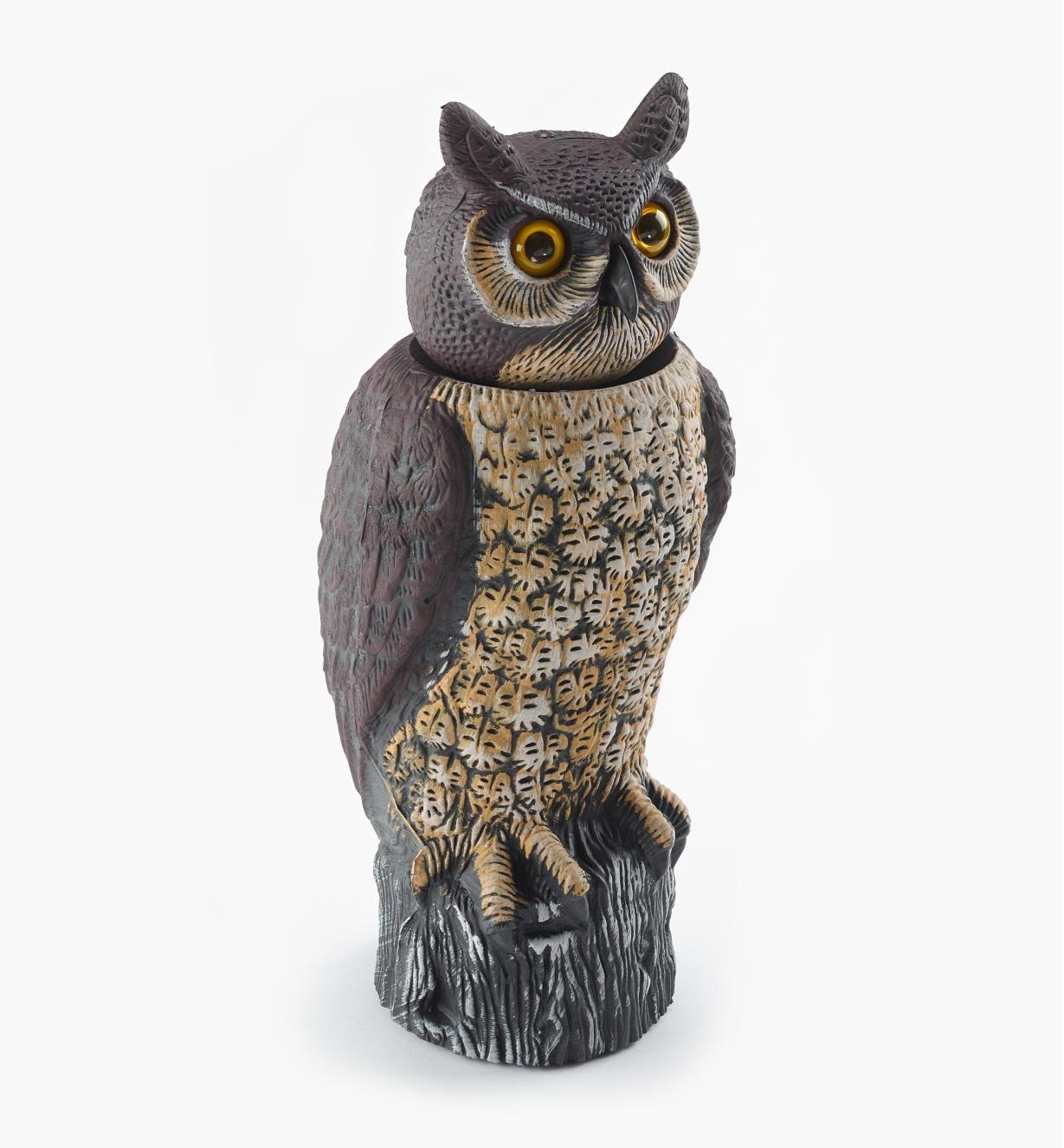 AT235 - Garden Scare Owl