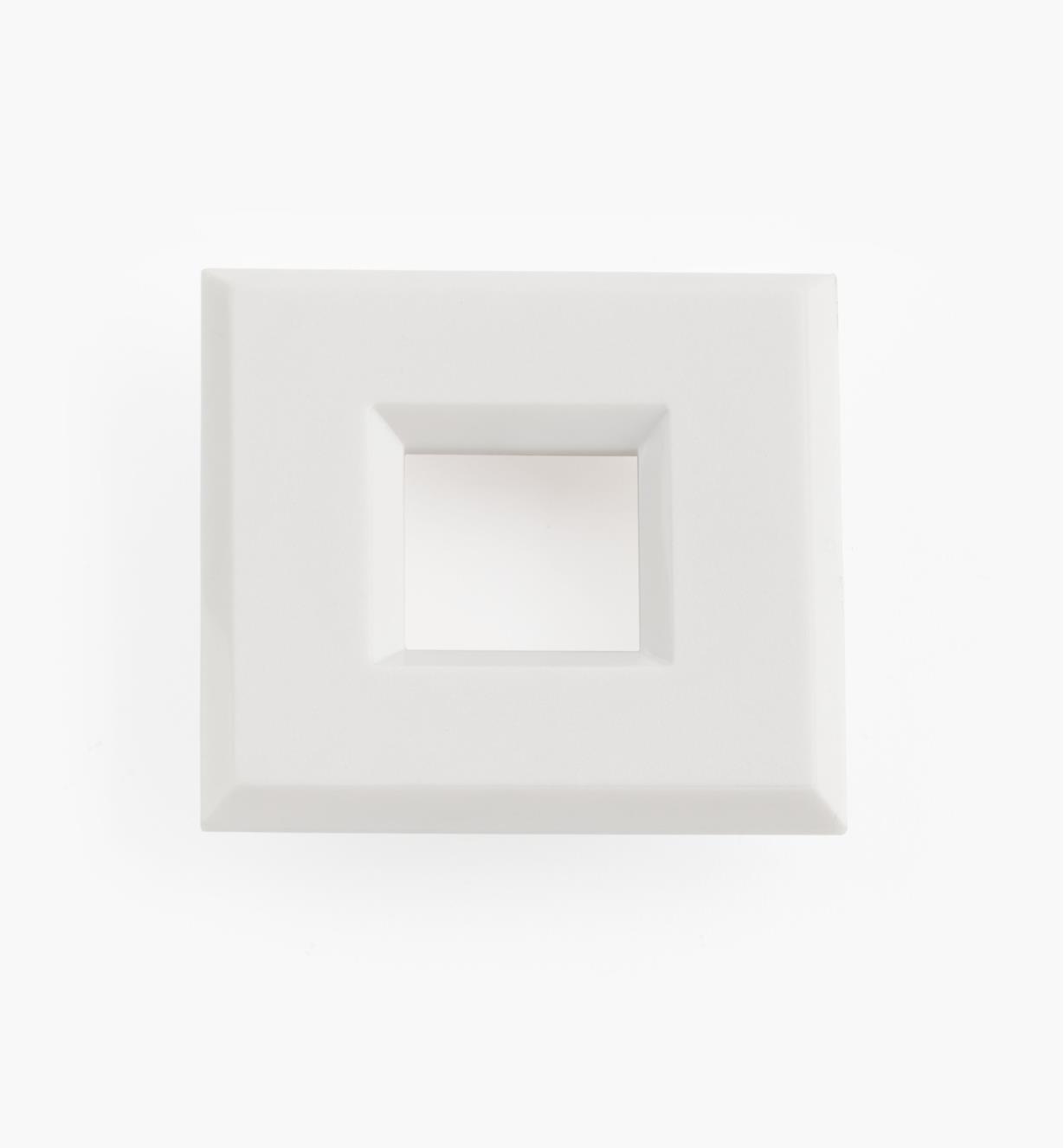 00U4365 - Garniture carrée de 1 9/16 po, polycarbonate, blanc