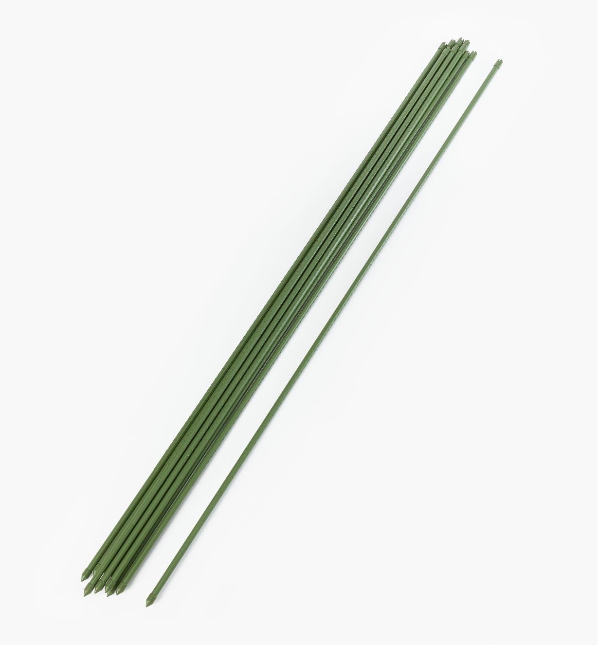 XM208 - 70" Permanent Stakes, pkg. of 10