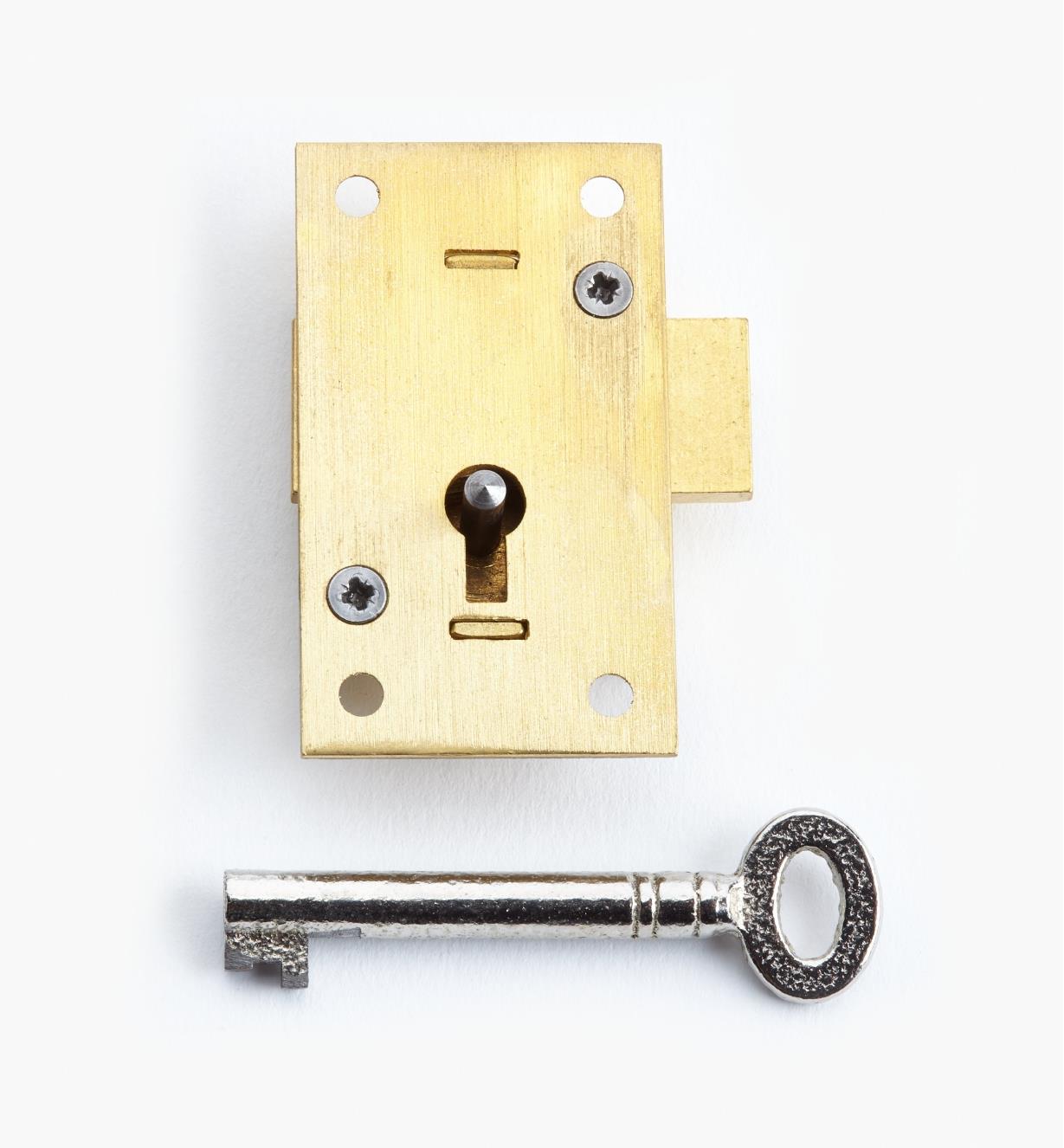 00P2515 - 1 1/2" Standard Straight Cupboard Lock