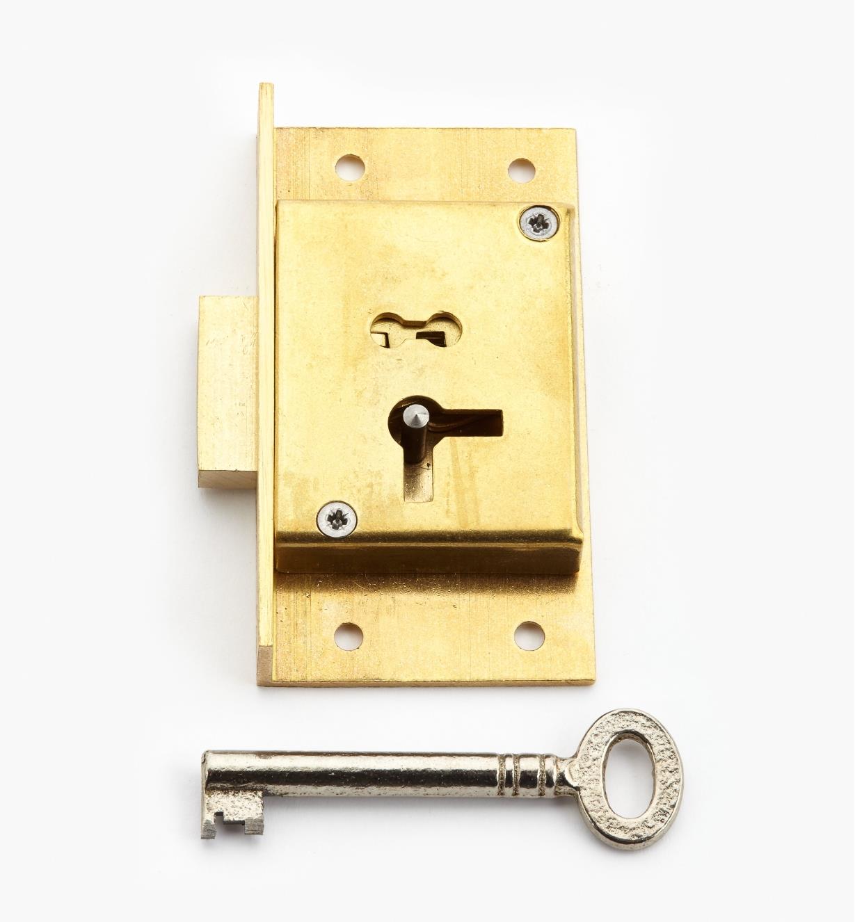 00P3031 - 3" Standard Cut Cupboard Lock (L)