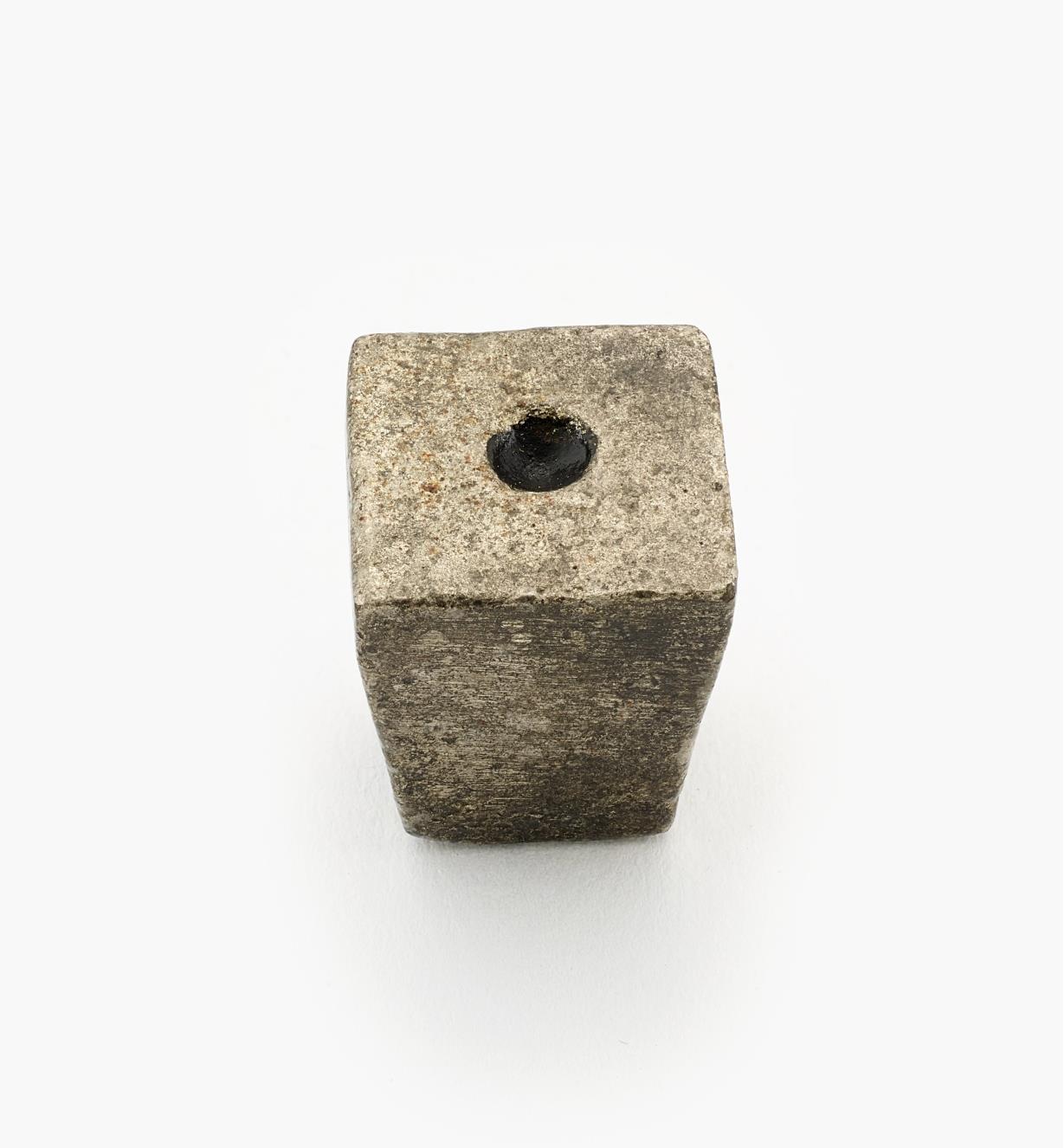 01X1980 - Bouton à motif troué, fini fer argenté, 20 mm
