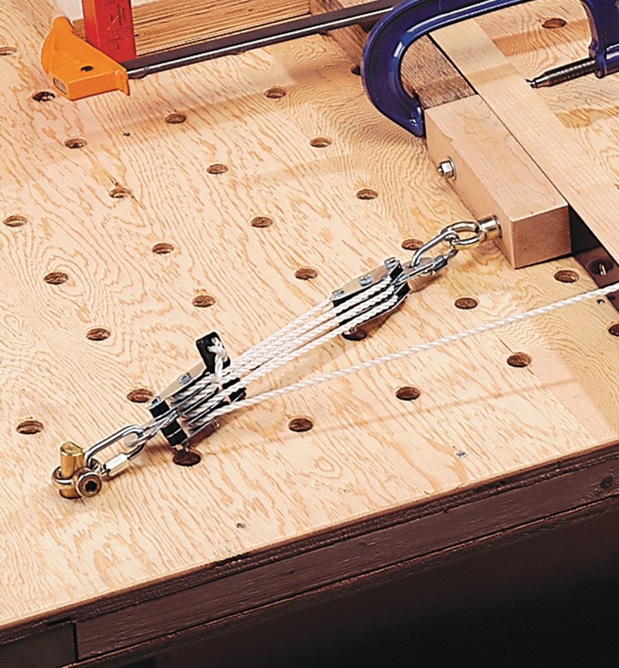 05F1301 - Block and Tackle System