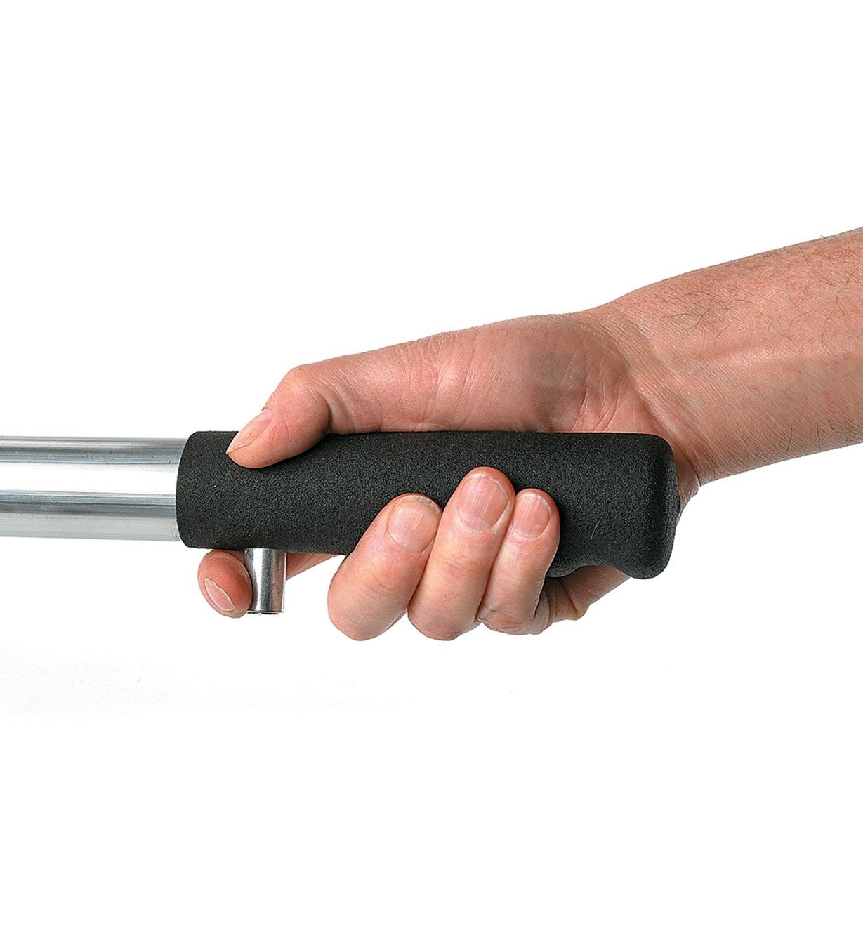 Close-up of Hookeroon hand grip