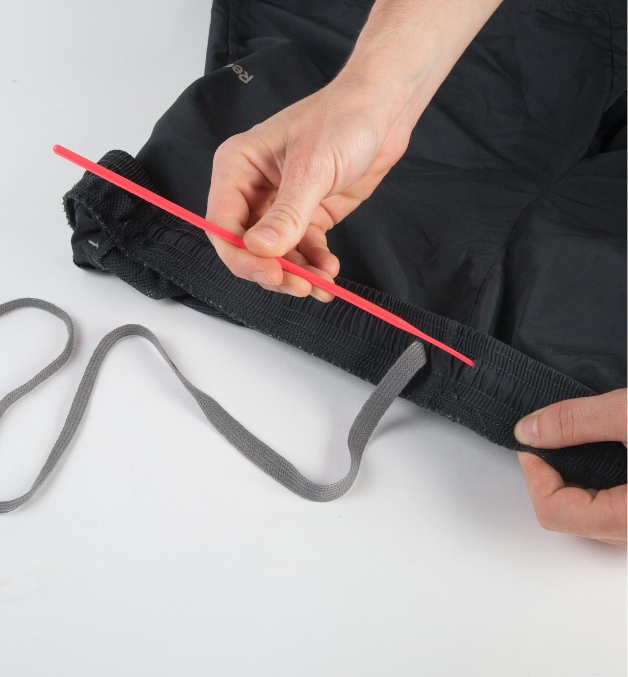 Metal Drawstring Threader Metal Tweezers maxin 13 pcs Sewing Tool Kit,Including Plastic Drawstring Threader Webbing DIY Knitting Accessories Plastic Drawstring Threader Sewing Loop Connector 