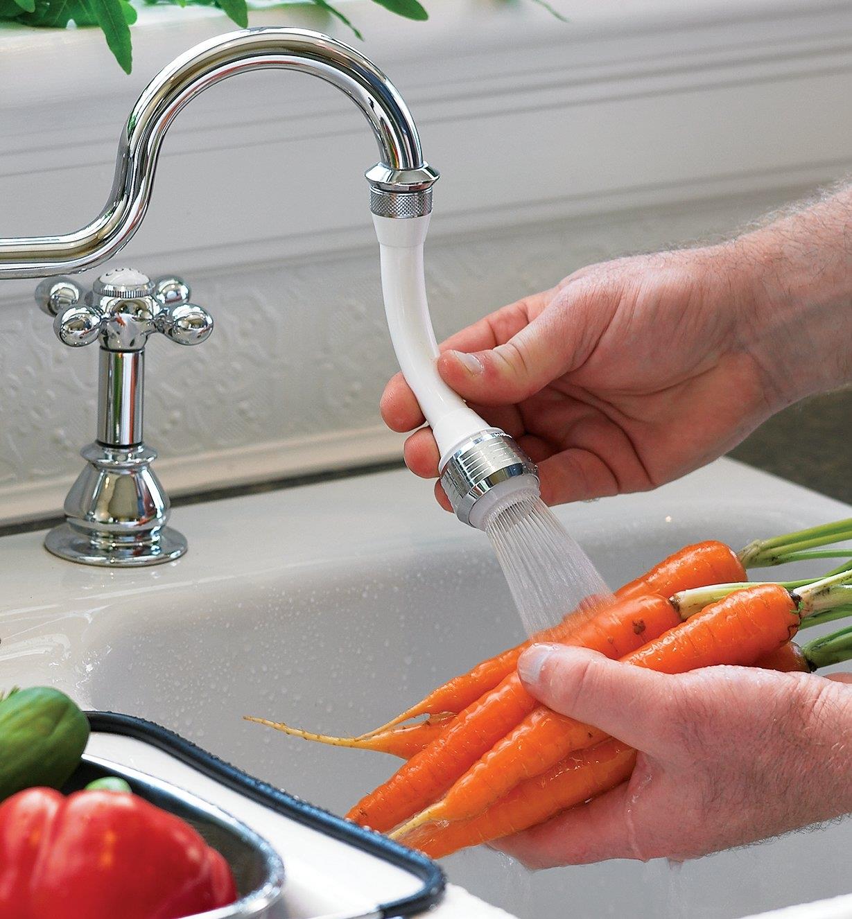 Rinsing carrots using the Flexible-Neck Sprayer