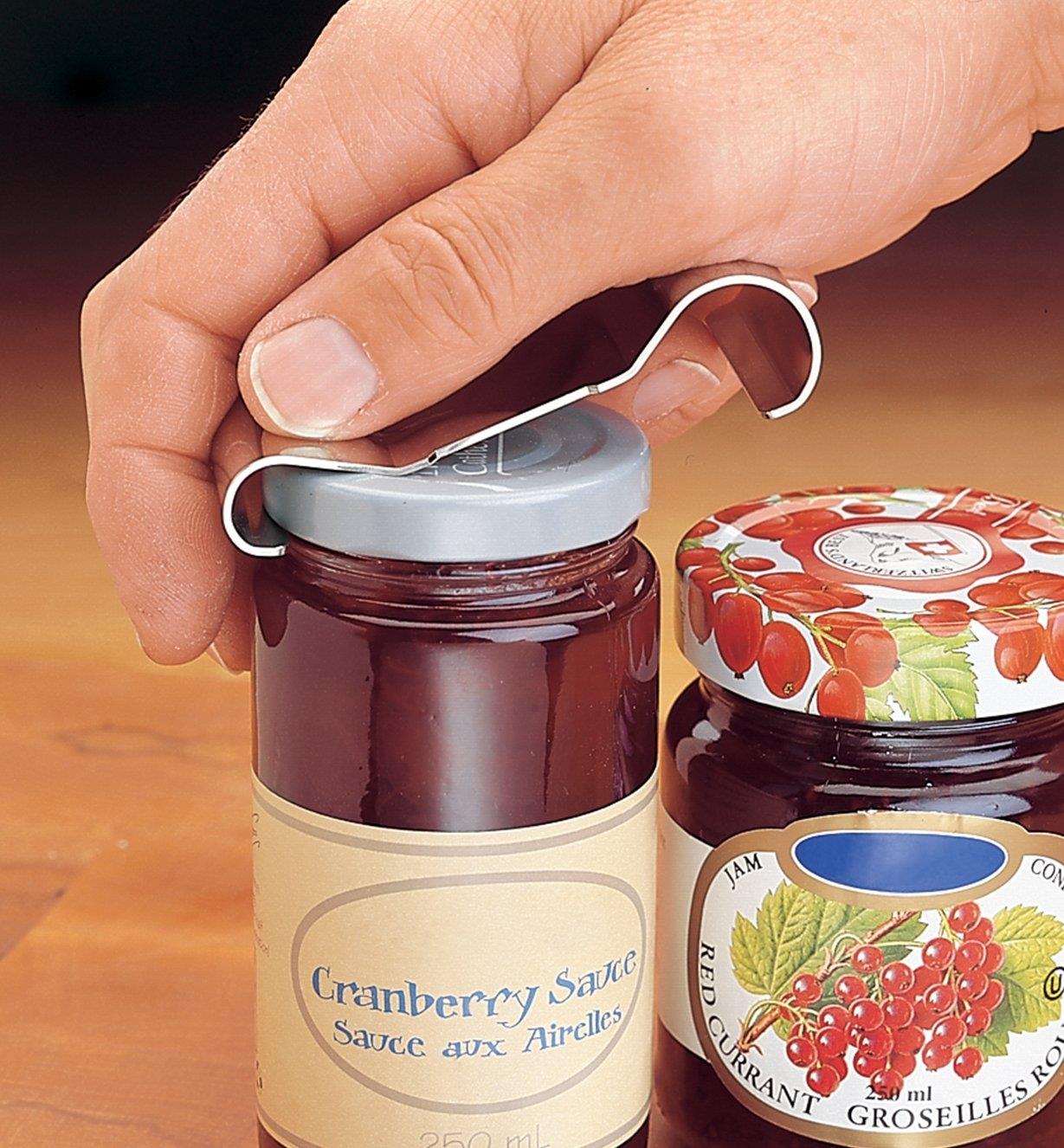 Using the Lee Valley Jar Opener to open a jar of cranberry sauce