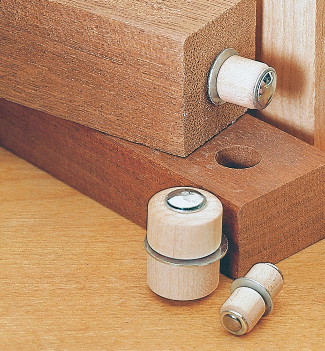Roto-Hinges installed between two boards