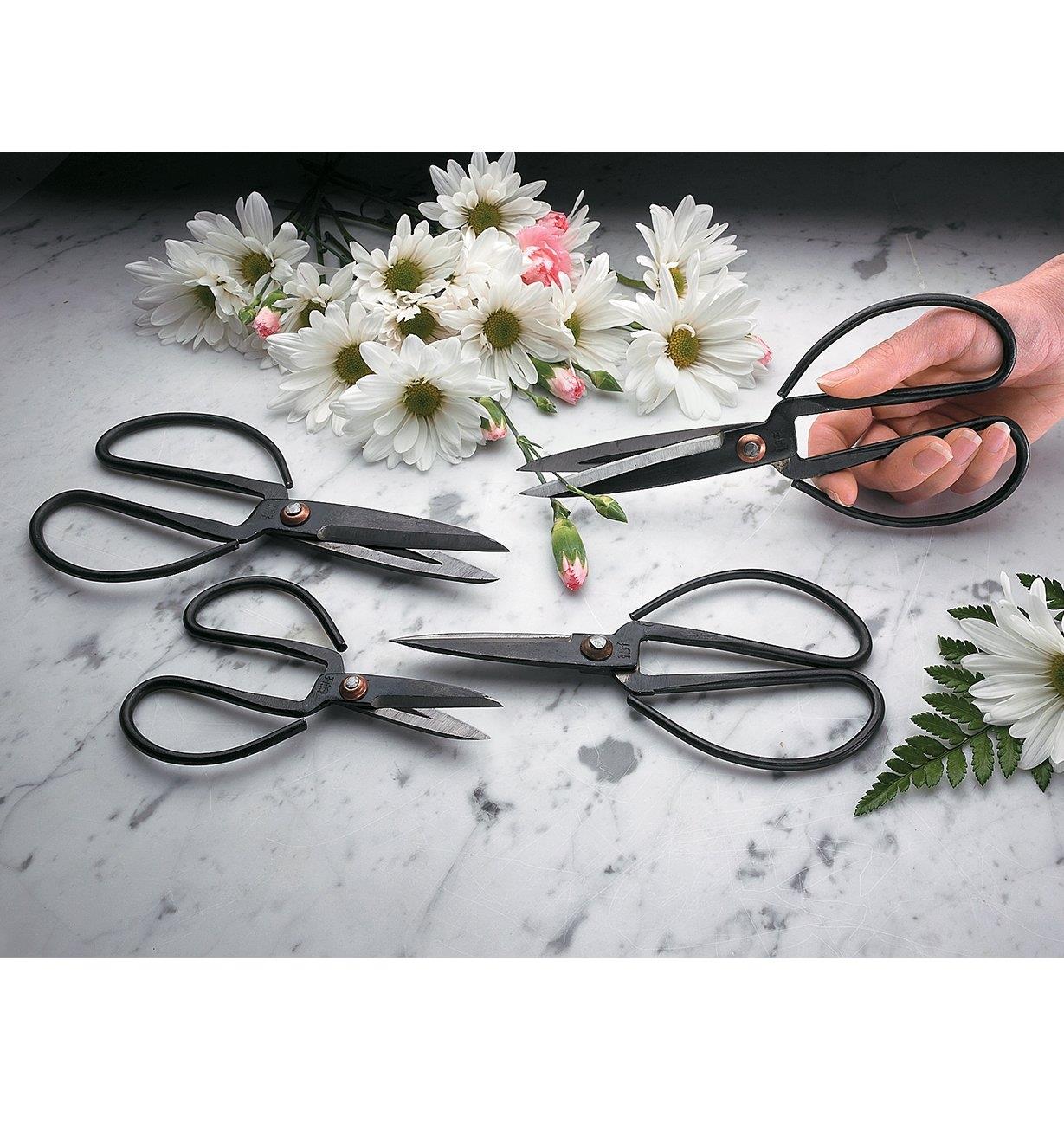 Using Chinese Scissors to cut flower stems