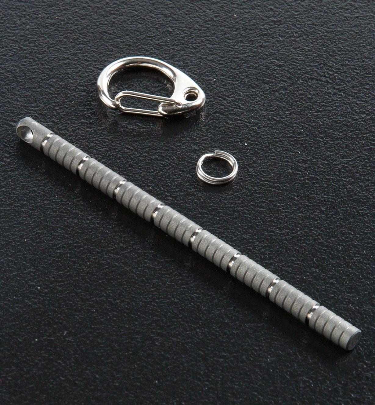 45K2065 - Porte-clés gradué en titane TEC, métrique, 8 cm