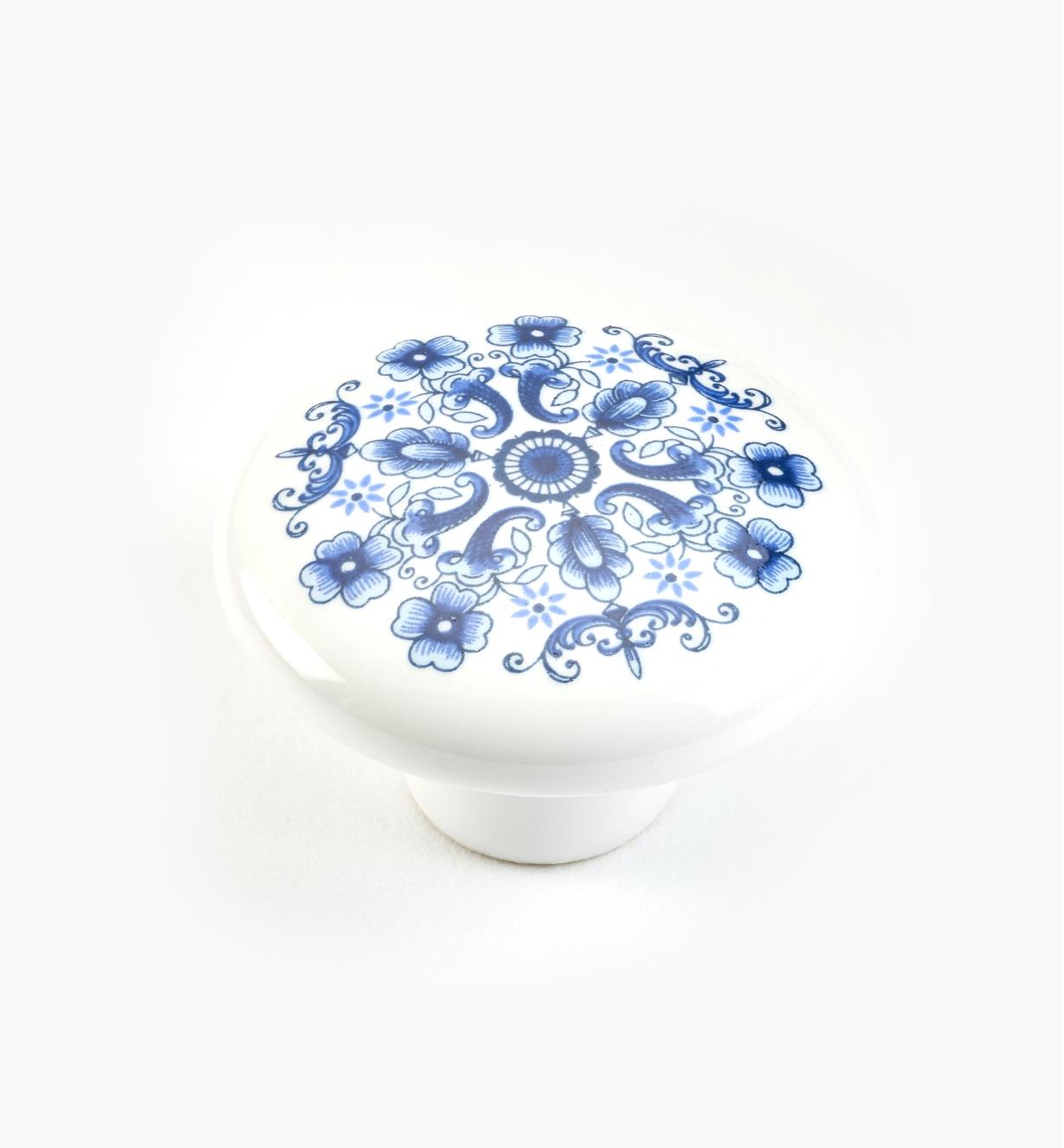 01W0205 - Bouton en céramique à motif de fleurettes, 1 1/2 po x 1 po