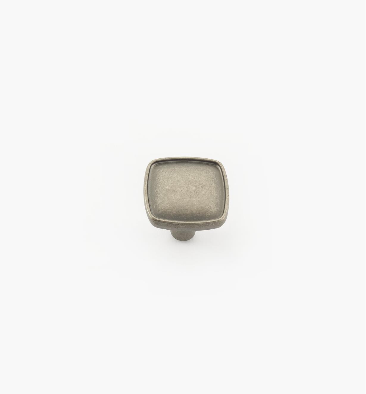 02A4338 - Bouton carré de 1 1/8 po x 1 po, série Porter, fini nickel vieilli