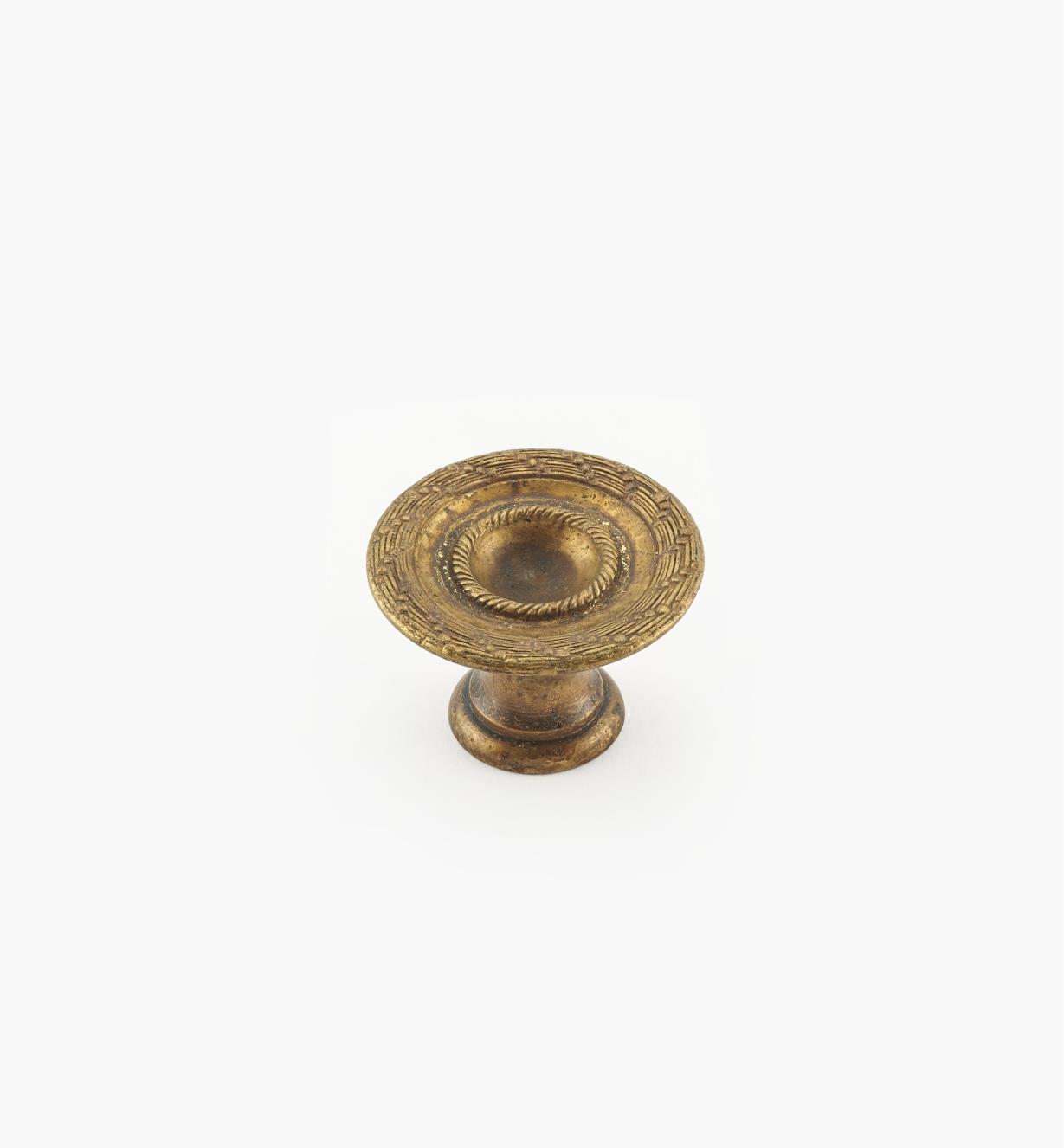 01A9030 - 30mm x 19mm Rope/Reed Old Brass Knob