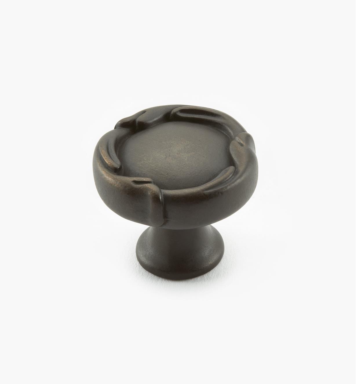 02A5250 - 1 1/4" x 1 1/8" Antique Bronze Round Knob