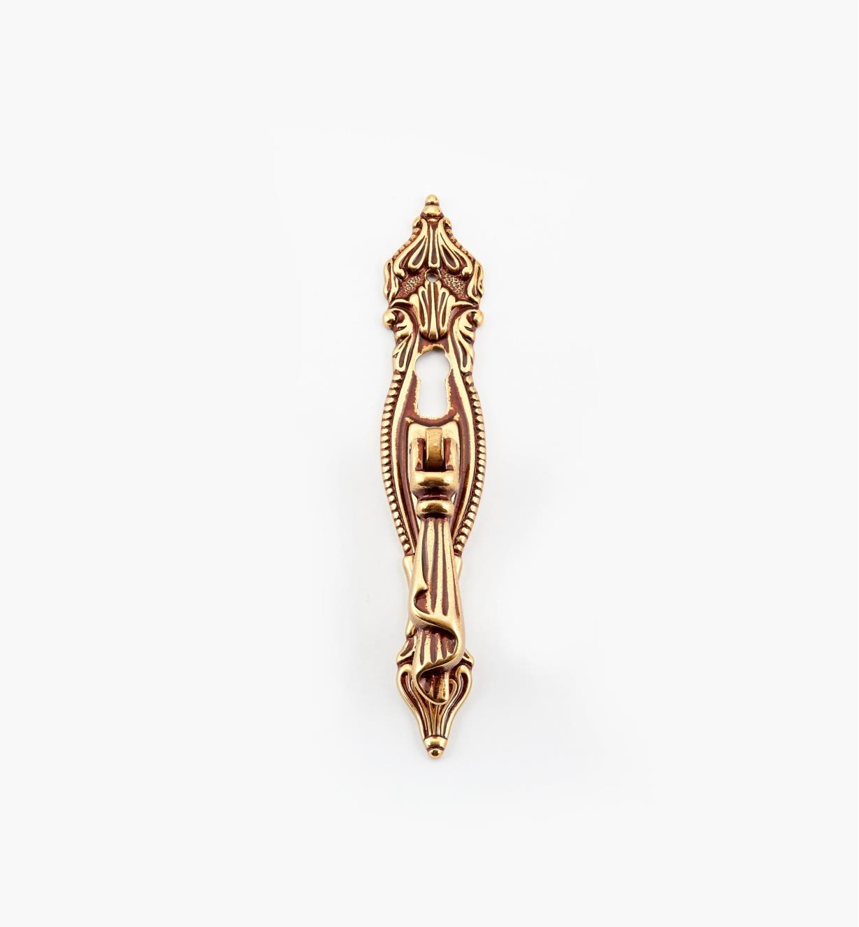 01A5886 - Poignée pendante sur entrée de serrure verticale de 124 mm, quincaillerie Louis XVI, série II