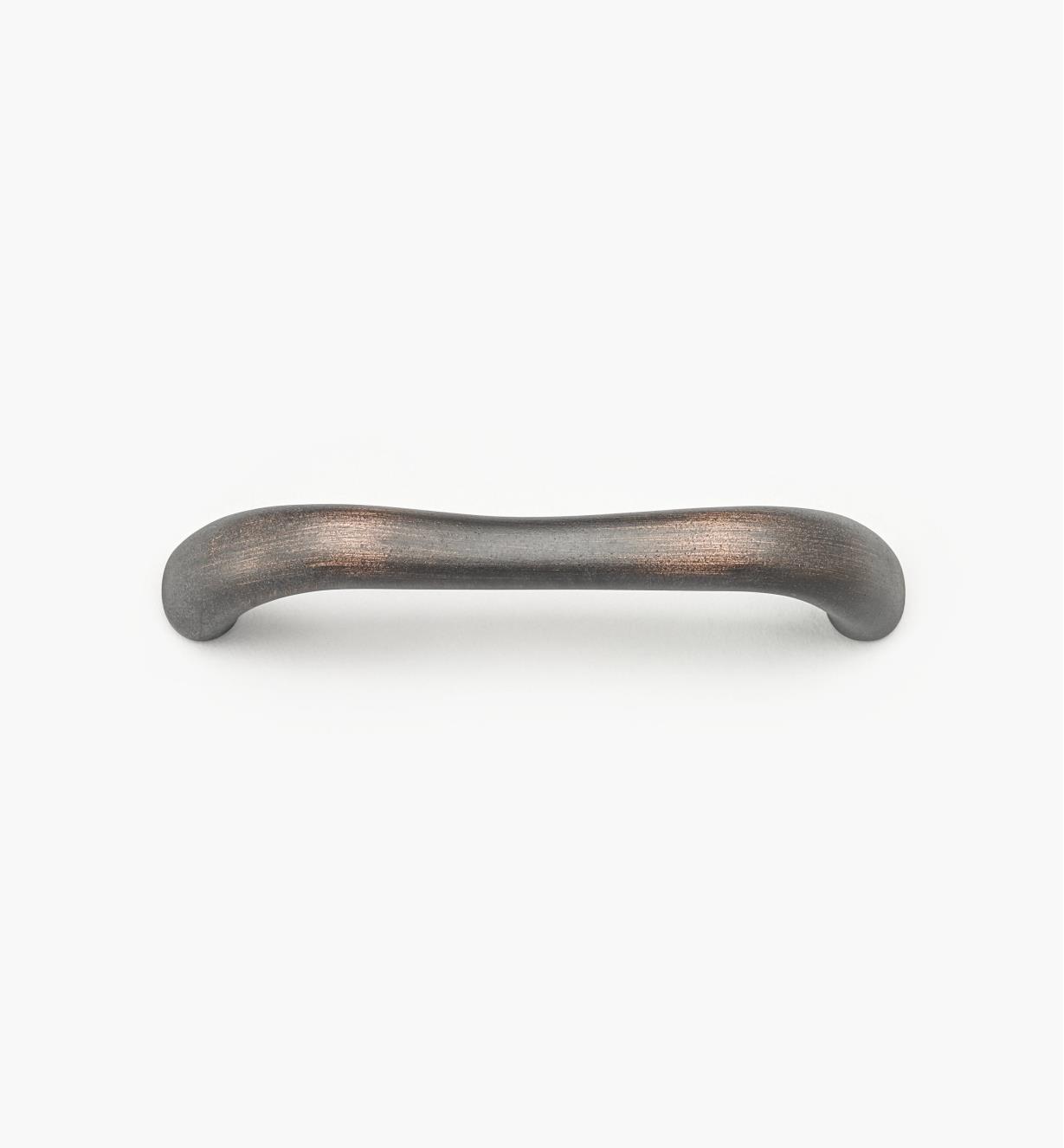 02W1555 - Poignée ondulée lisse de 96 mm, série Vieux Bronze, laiton forgé