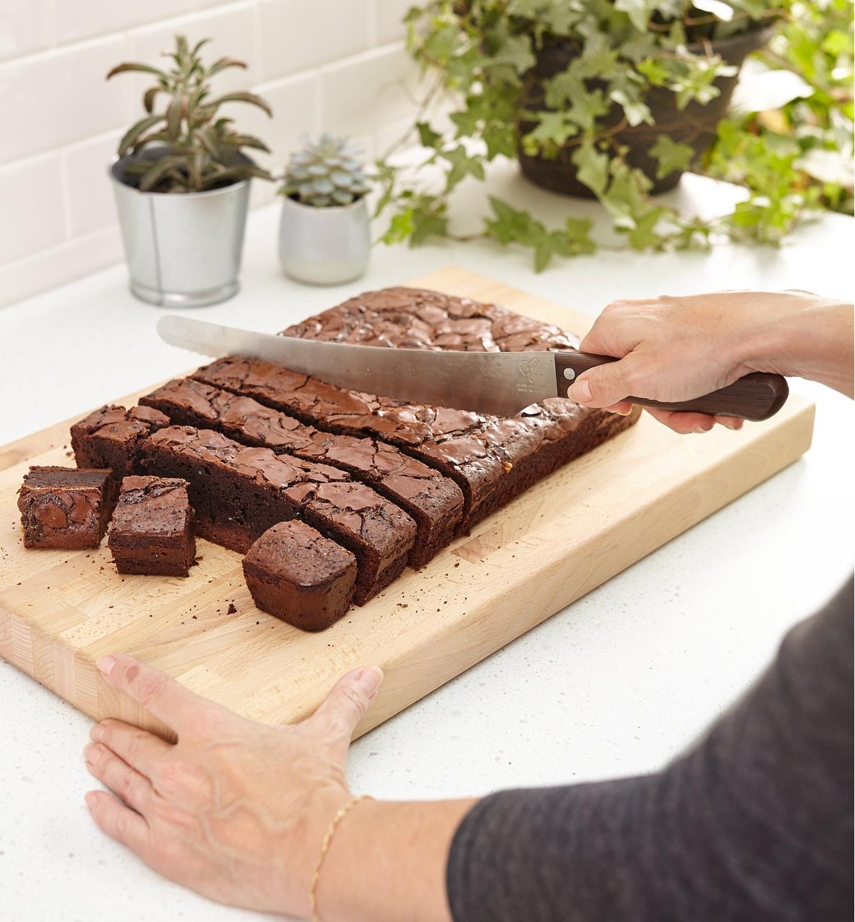 Slicing brownies with the Long-Blade Bread Knife