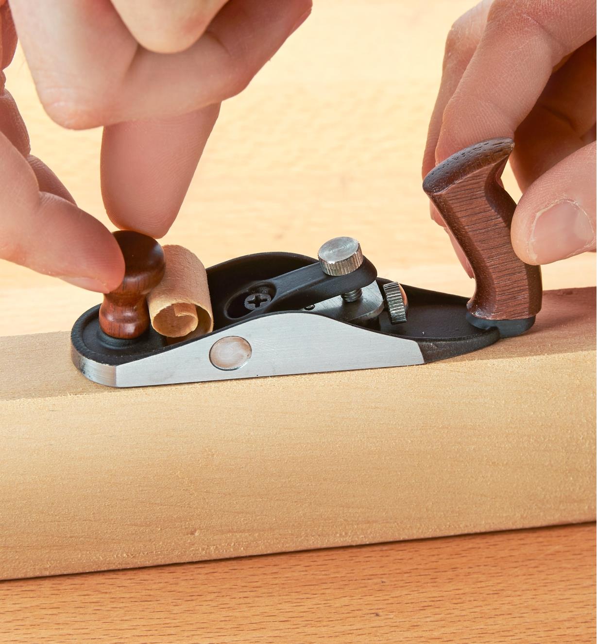 Planing a narrow board with a Veritas Miniature Bench Plane