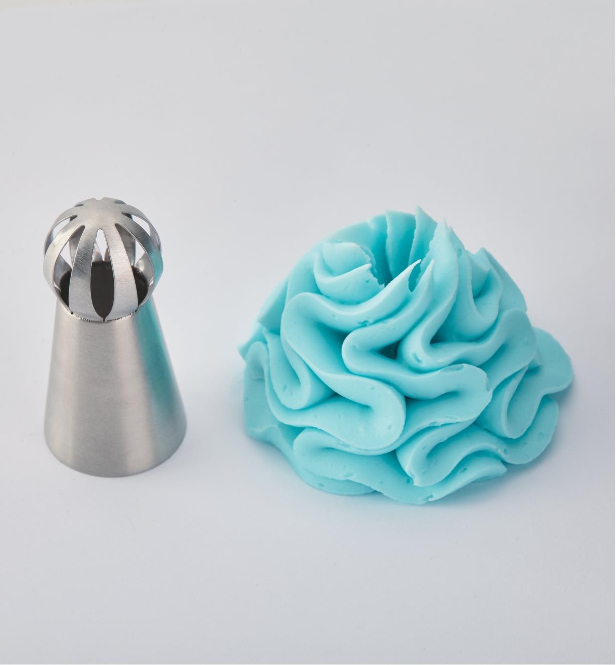 Ball Piping Tip #1 next to an example of a flower design made with it