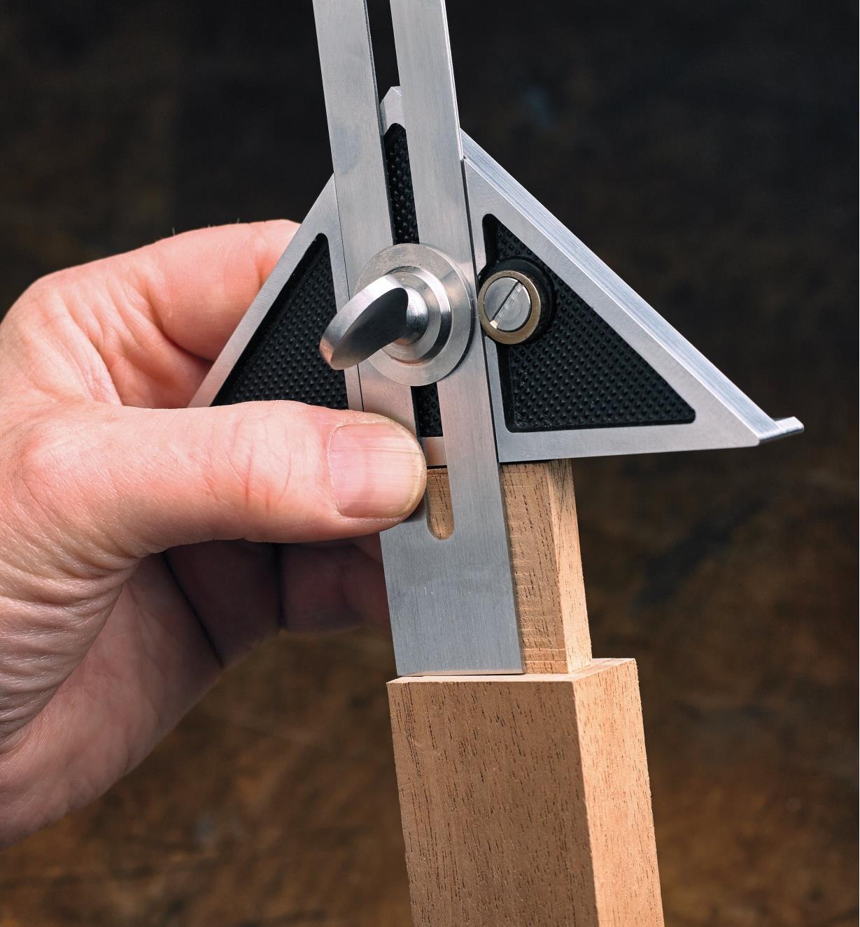Referencing the depth of a tenon using the Lee Valley replica bevel square