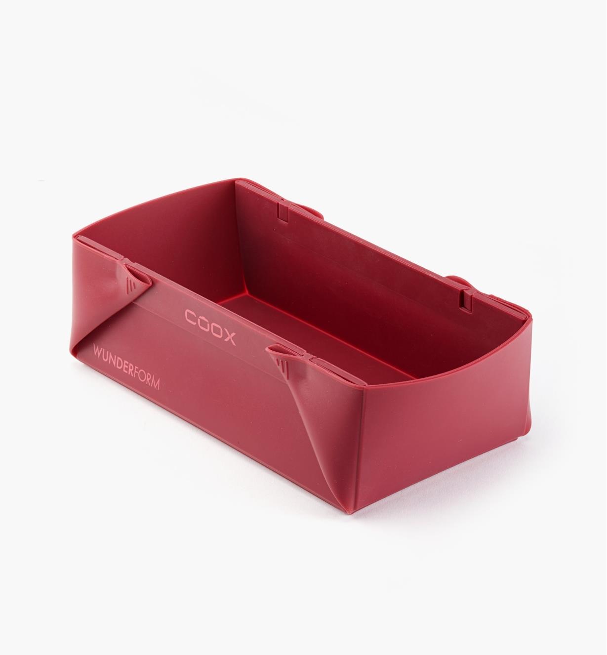 EV703 - Collapsible Silicone Loaf Pan, 8 1/2" × 4 1/2" × 2 3/4"