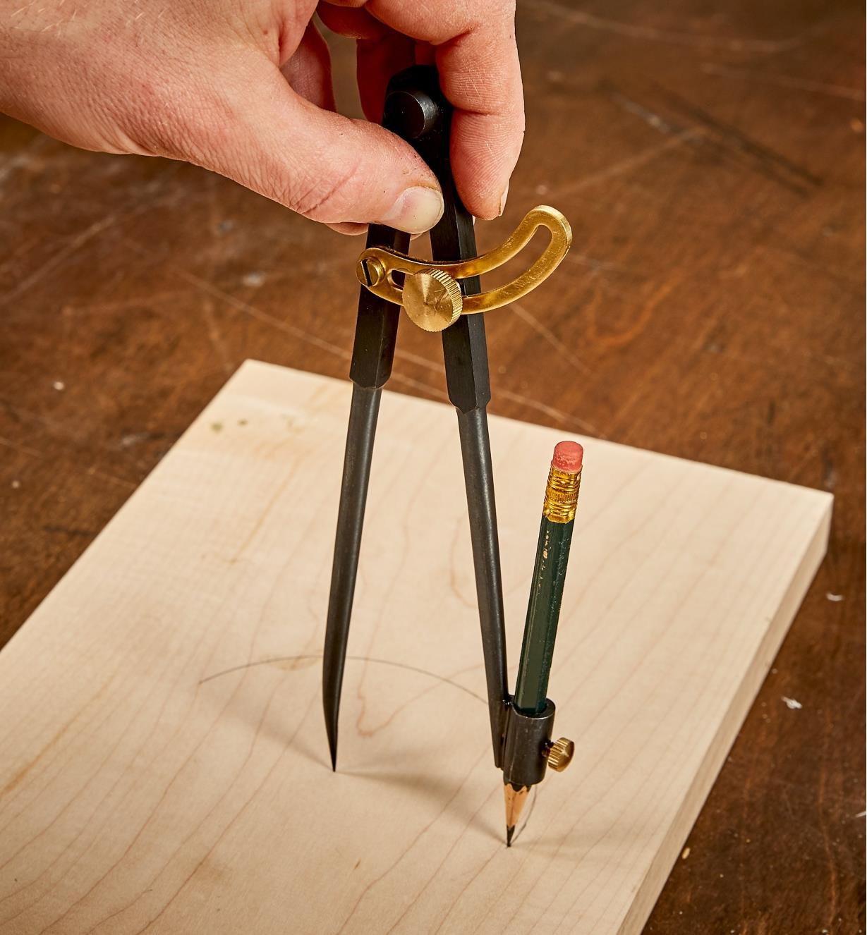 Marking a circle on wood using a Pencil Compass