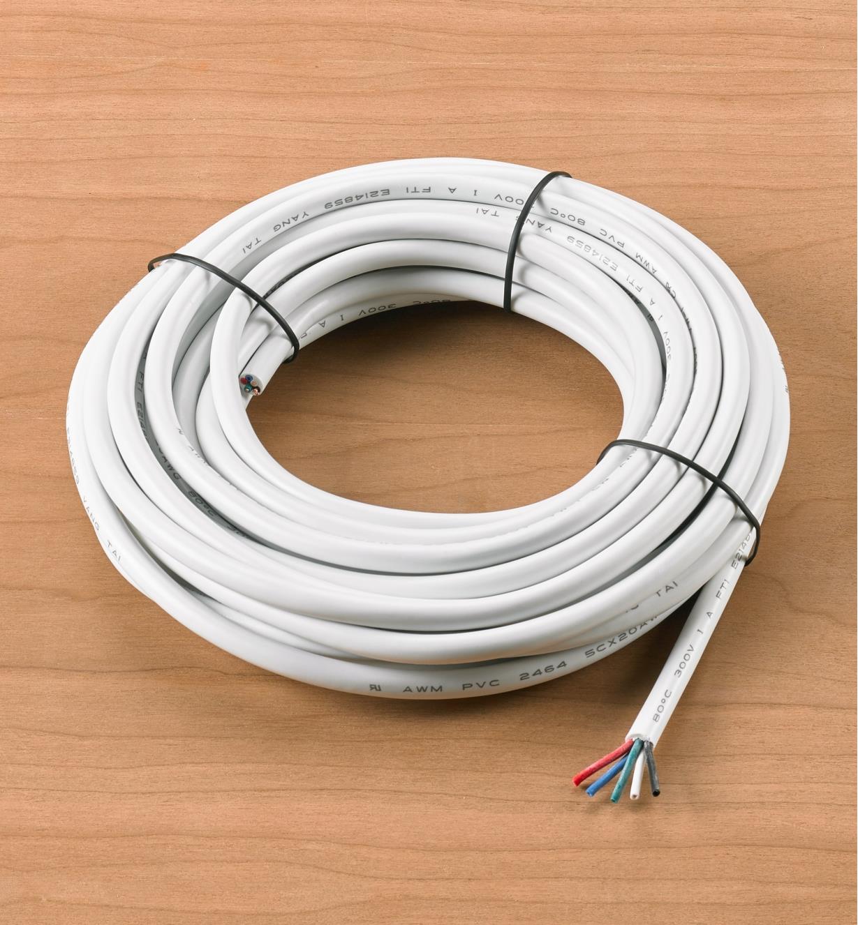 00U4654 - Câble à cinq fils de calibre 20 pour installation en mur, 26 pi 3 po (8 m)