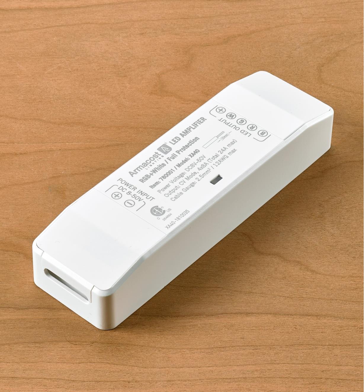 00U4649 - Amplificateur de signal pour luminaire-ruban à DEL couleur et blanches