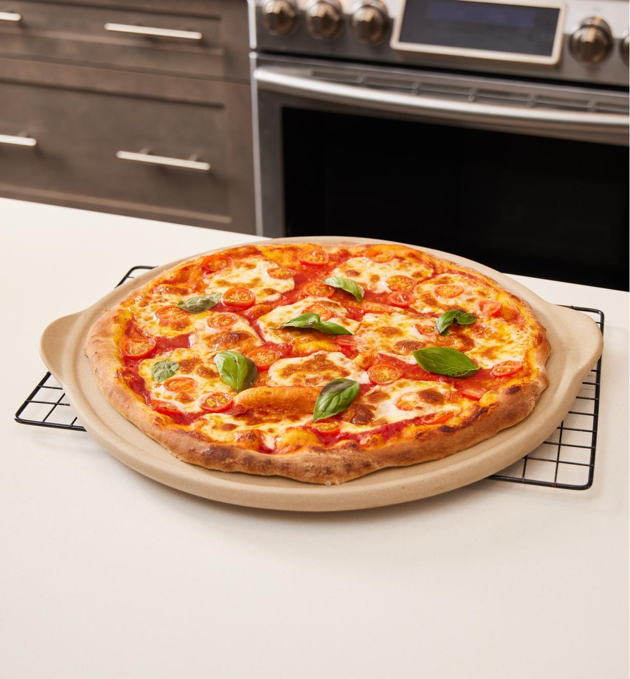 99W8115 - Pierre à pizza en céramique de 15 po