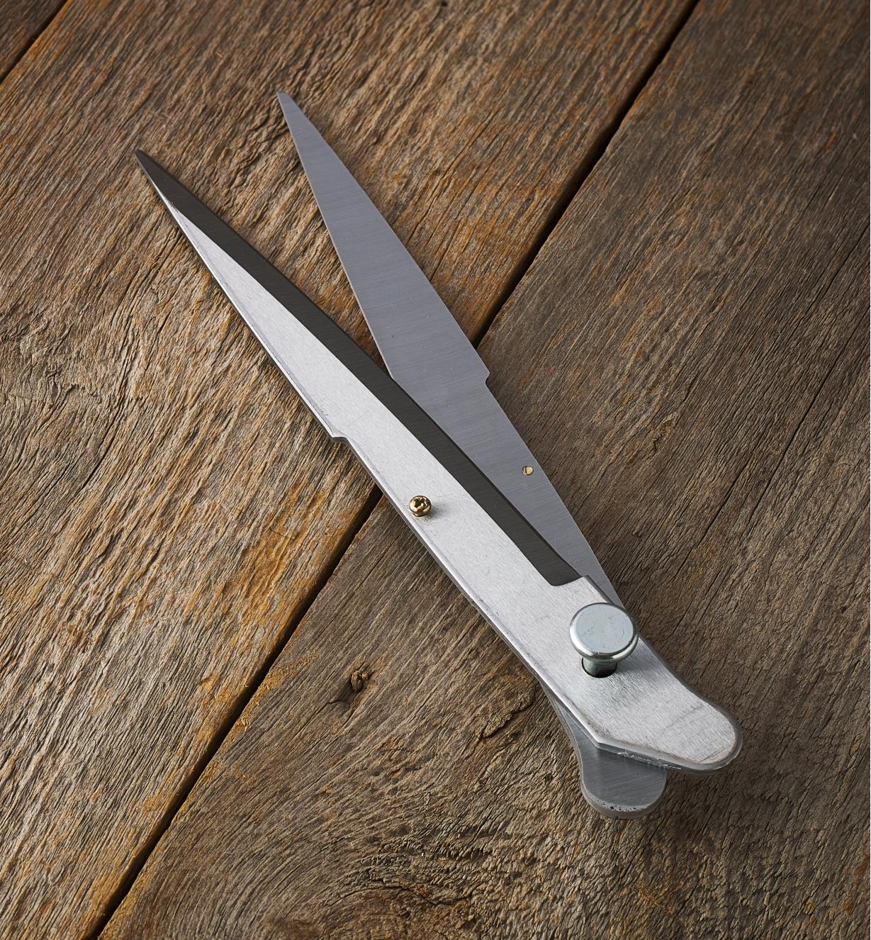 EC528 - Replacement Blade for Long-Handled Shears