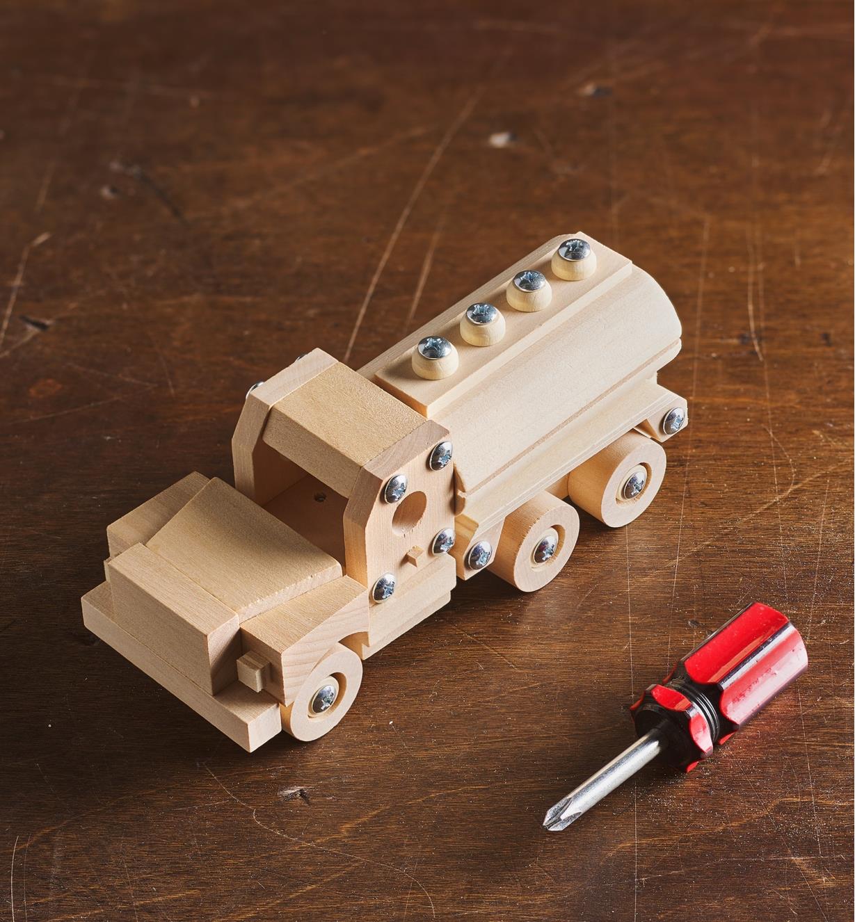 09A0535 - Tanker Truck Easy-To-Build Wooden Toy Kit