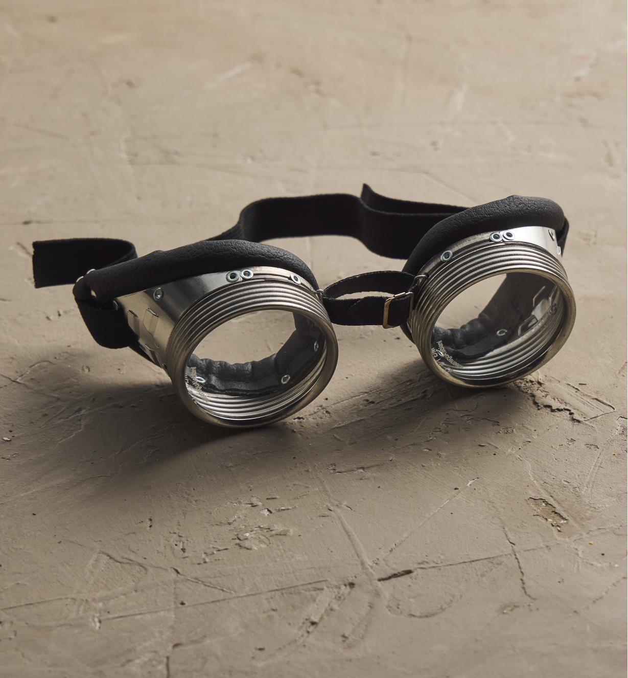 22R7350 - German Safety Goggles