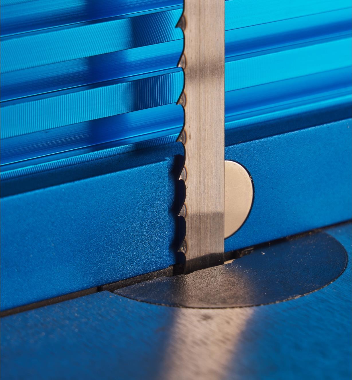 A F.A.S.T. fence magnetic block attached to a bandsaw blade