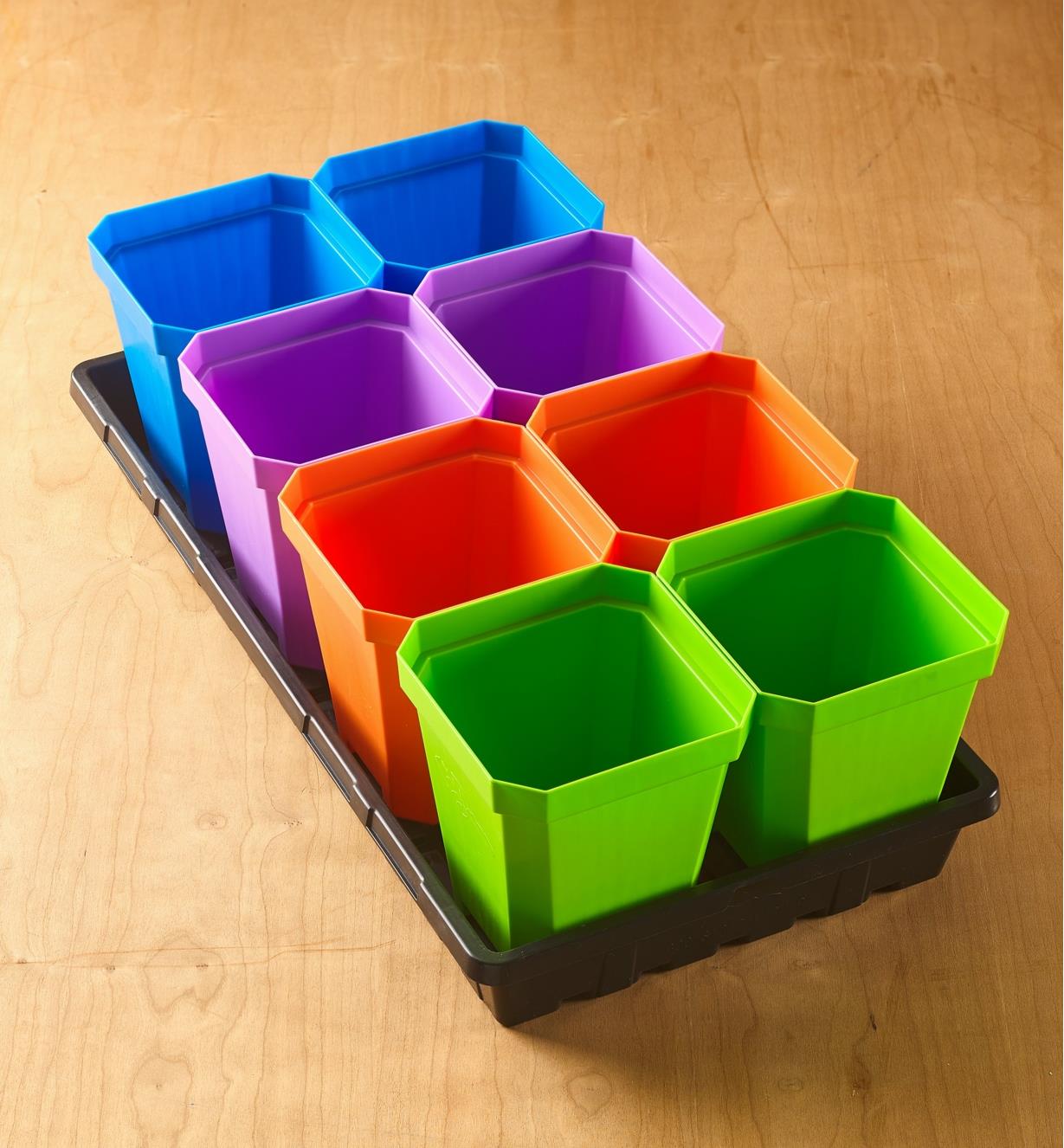 AA681 - 8- Pack of 5" Multicolor Pots with Propagation Tray