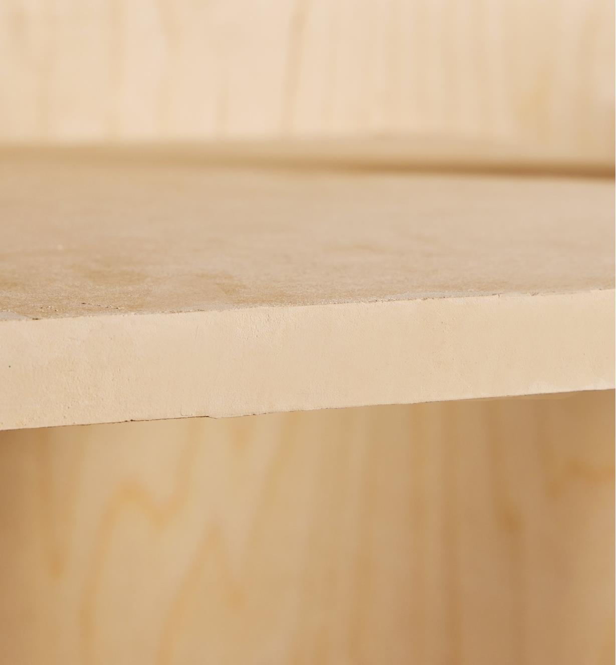 An MDF edge that has been sealed and sanded