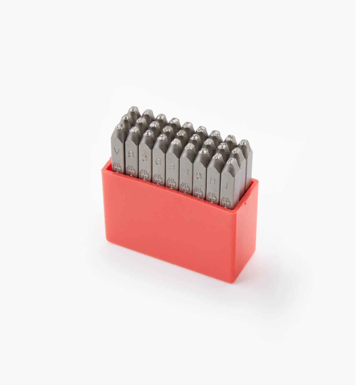 92W6801 - 2mm, jeu poinçons pour lettres (5/64 po)