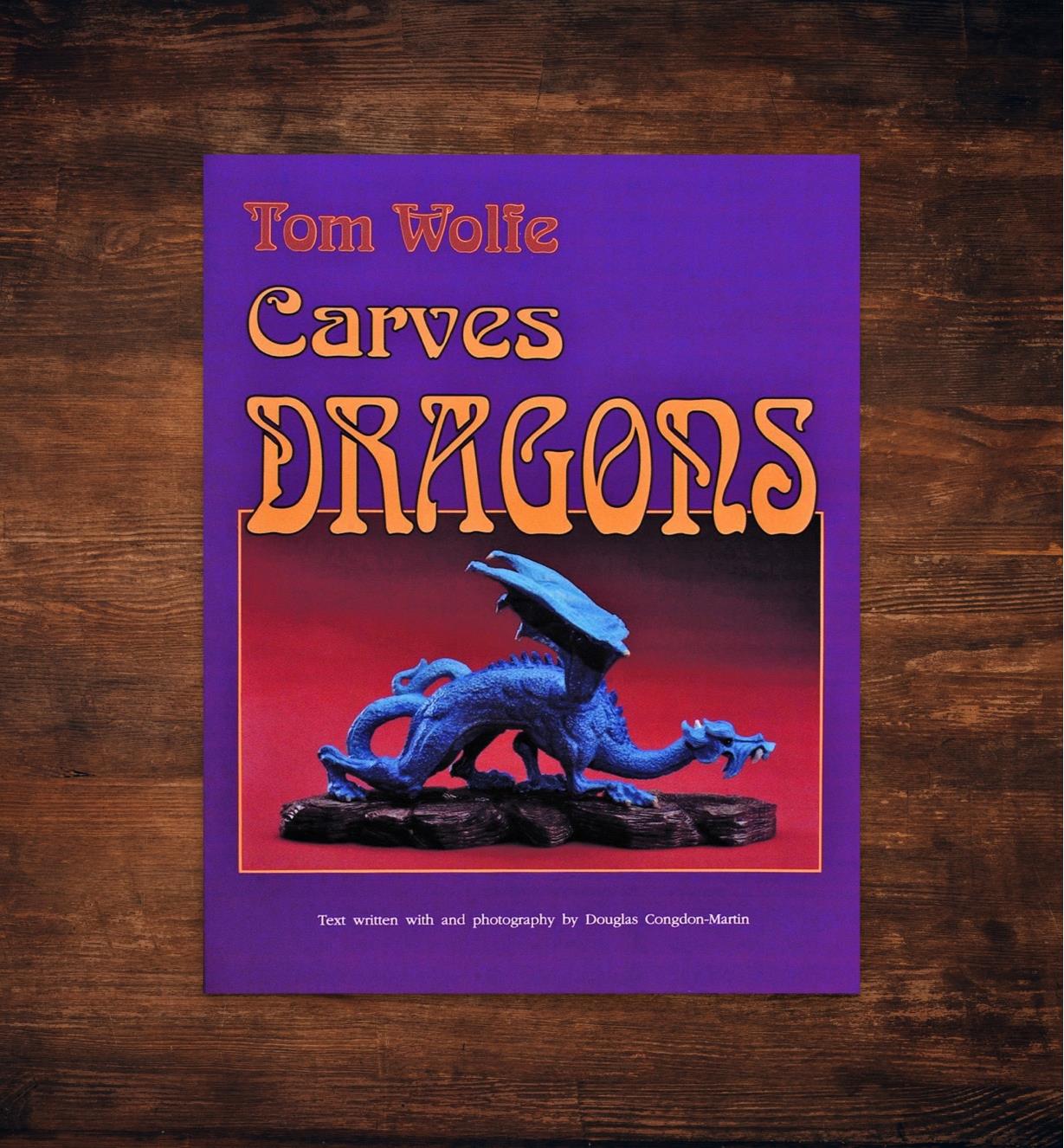 49L3250 - Tom Wolfe Carves Dragons