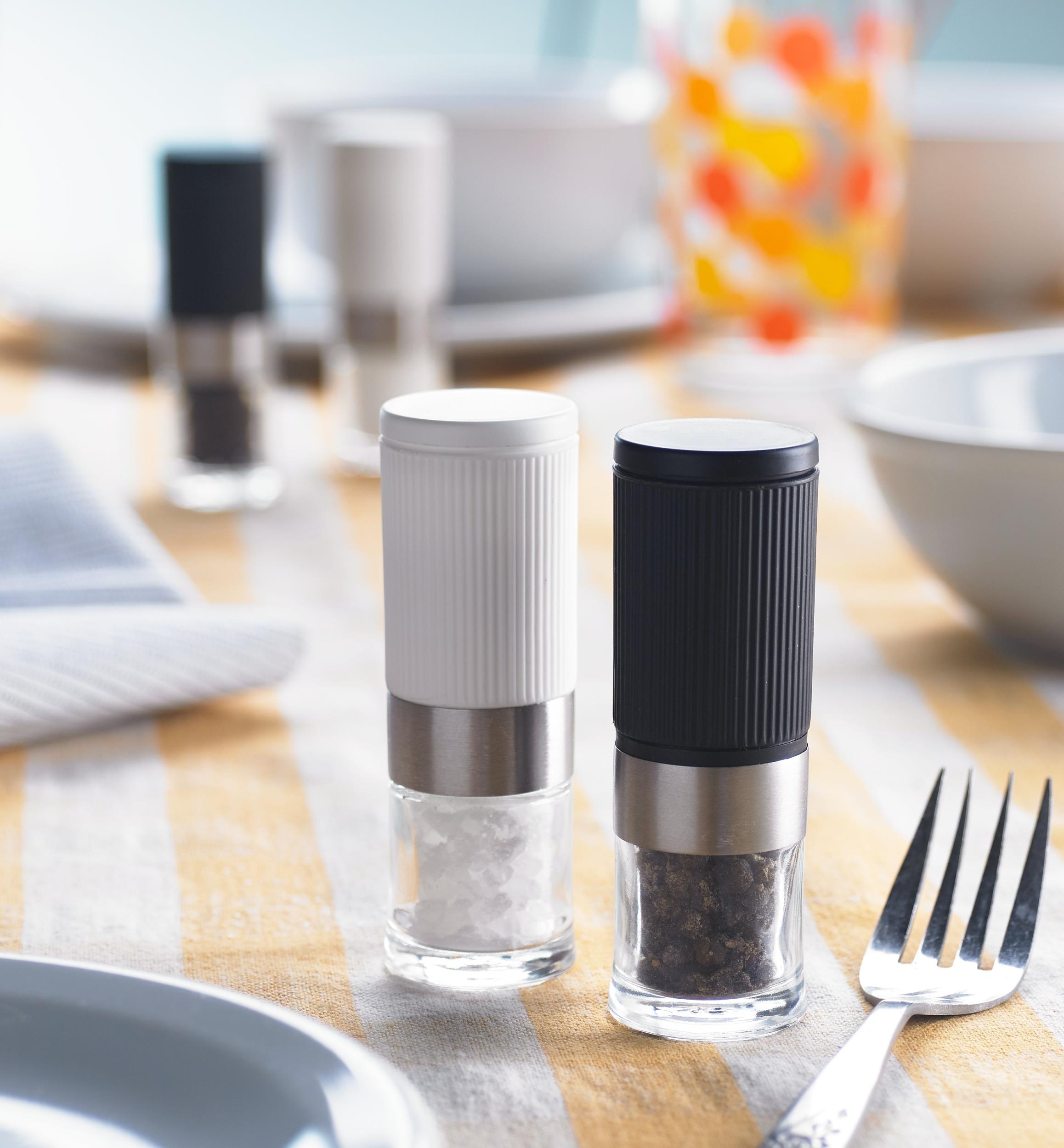 Mini Salt and Pepper Grinder Set, Small Tiny Adjustable Coarseness