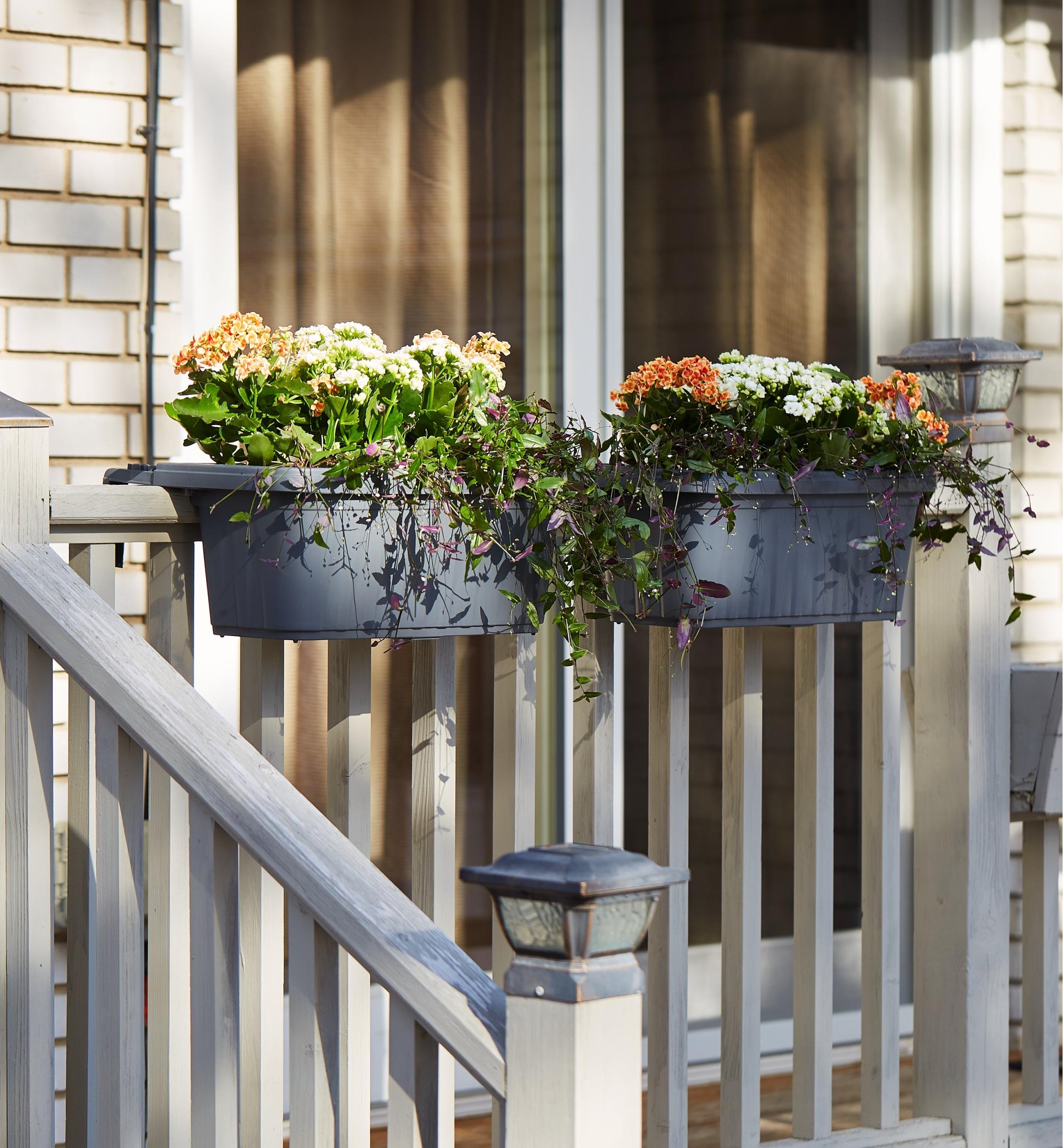 Fence & Railing Planters - Lee Valley Tools