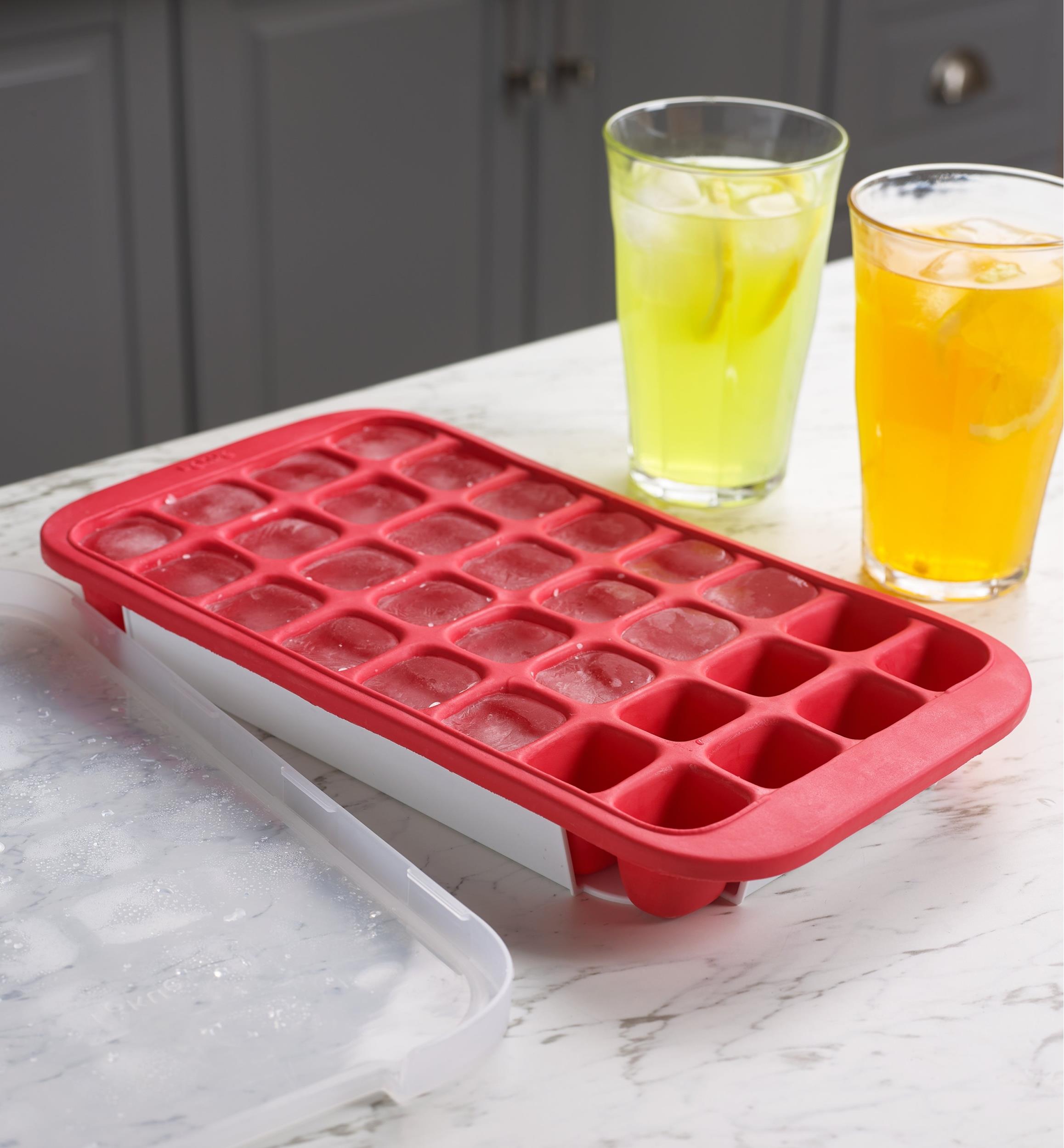 https://assets.leevalley.com/Size5/10113/EV825-extra-large-ice-cube-tray-u-0189.jpg