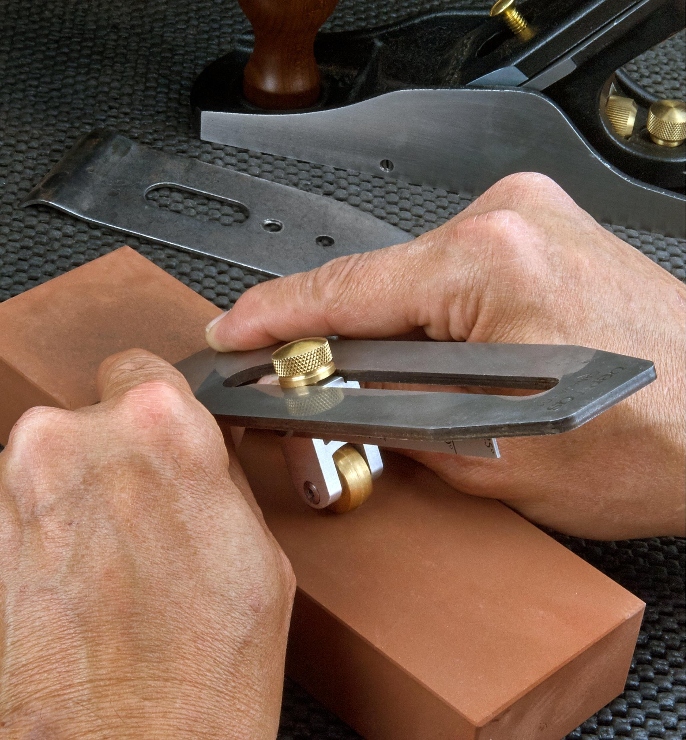 How to Sharpen - Lee Valley Tools